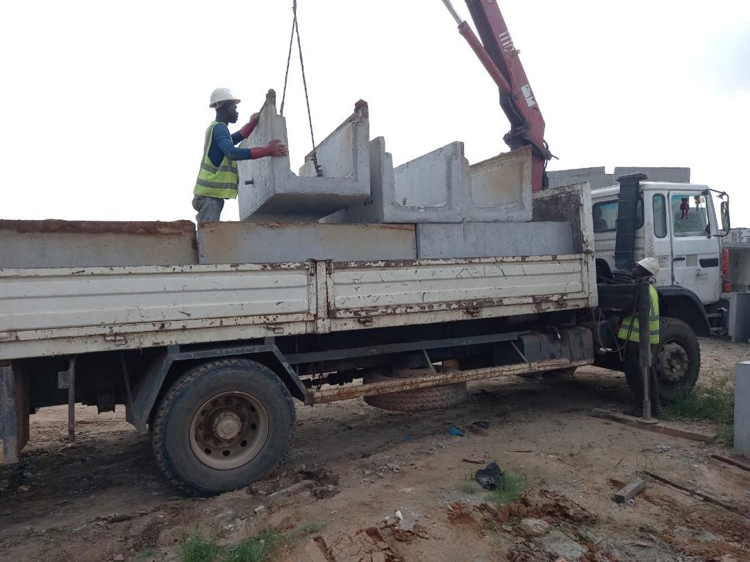 Éléments de drainage préfabriqués empilés